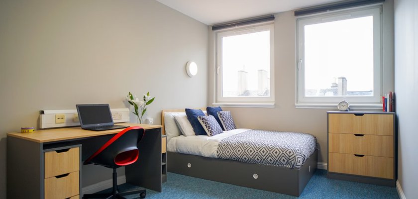 Image of 8 Roxburgh, Edinburgh