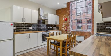 Image of Bertrand Russell House, Nottingham