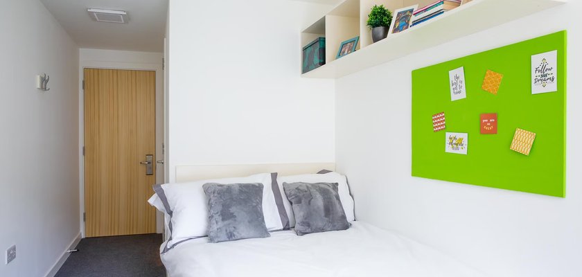 Image of Harbour Court, Bristol