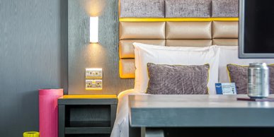 Image of Iconinc Roomzzz @ Chester