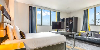 Image of Iconinc Roomzzz @ Chester