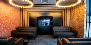 Image of Iconinc @ Roomzzz - Newcastle