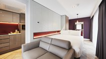 Iconinc @ Roomzzz – Newcastle