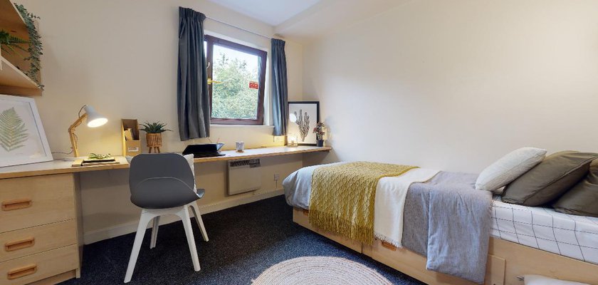 Image of iQ Daisy Bank, Manchester