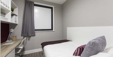 Image of Kingston Plaza, Kingston Upon Thames