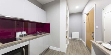 Image of Kingston Plaza, Kingston Upon Thames