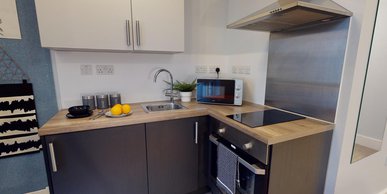 Image of iQ Magenta House