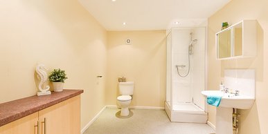 Image of Queens Court, Leicester