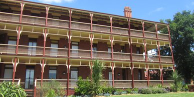 Image of Yarra House, Melbourne